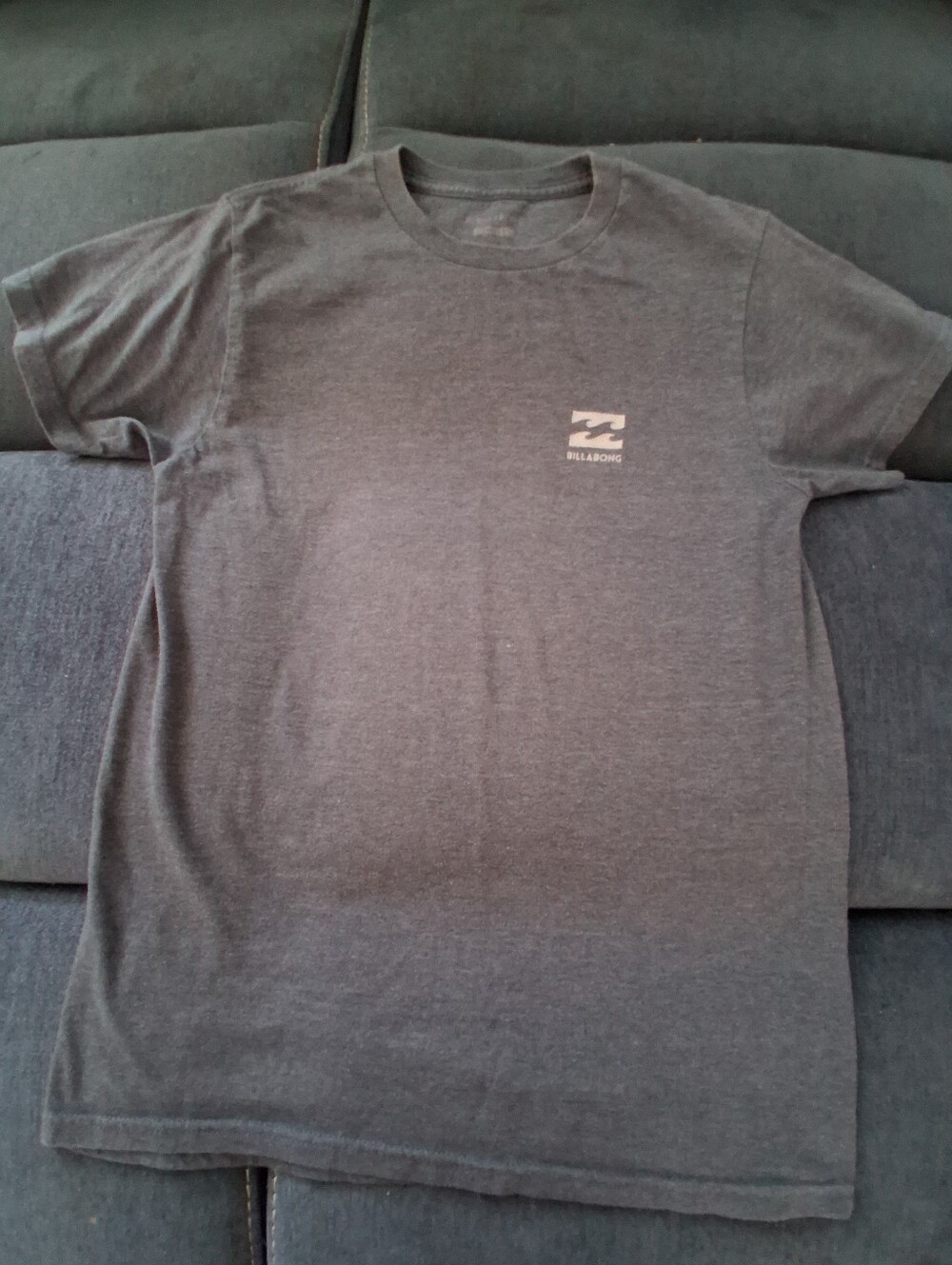 Billabong Men's Crew Tee in Dark Gray